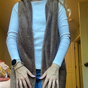 Ralph Lauren Petite long sleeve ivory shirt with elbow patches